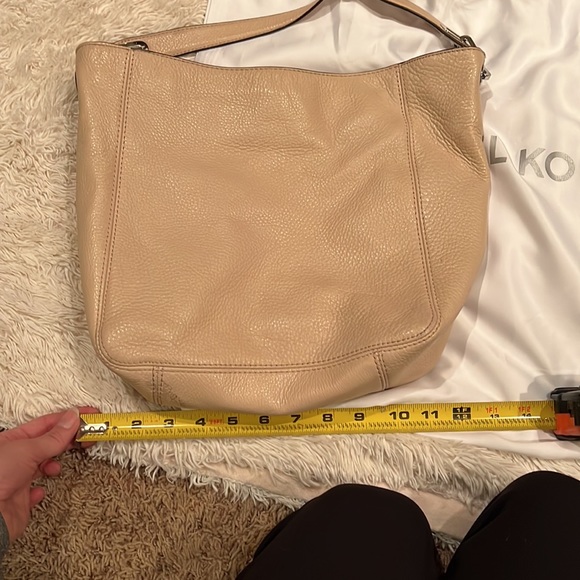 Nude Leather Michael Kors handbag - Picture 7 of 7